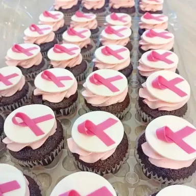 pink-day-cupcakes-2