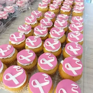 pink-day-cupcakes