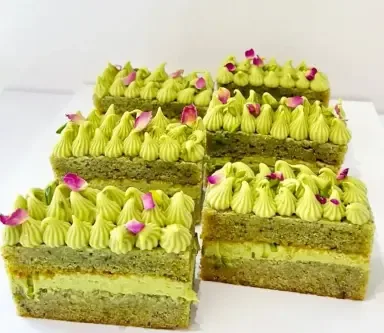pistachio-slice-cake