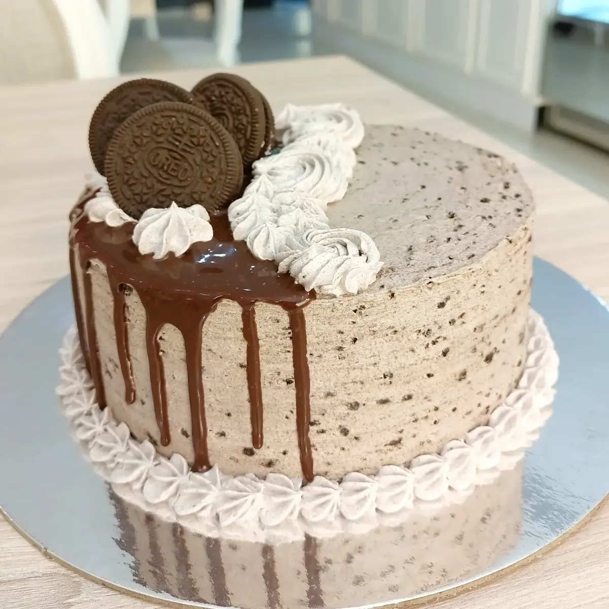 Chocolate Oreo Cake