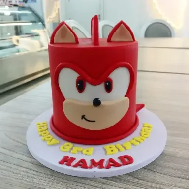 red-sonic-cakes