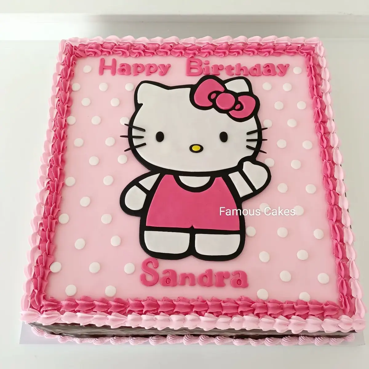 Hello Kitty Cake
