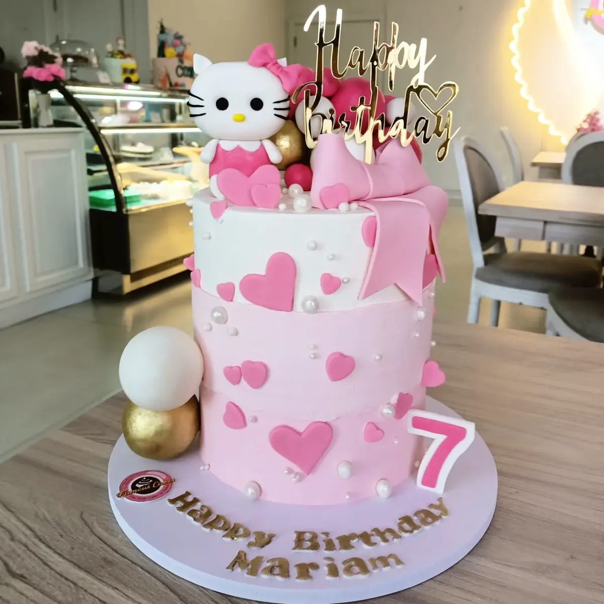 Hello Kitty Cake