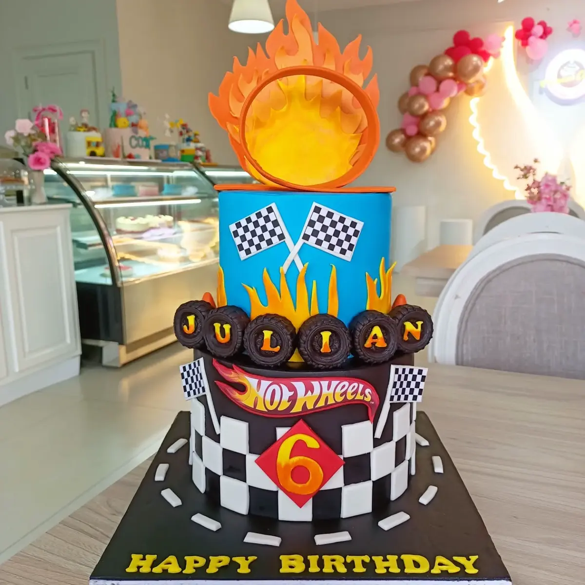 Hot Wheels Cake