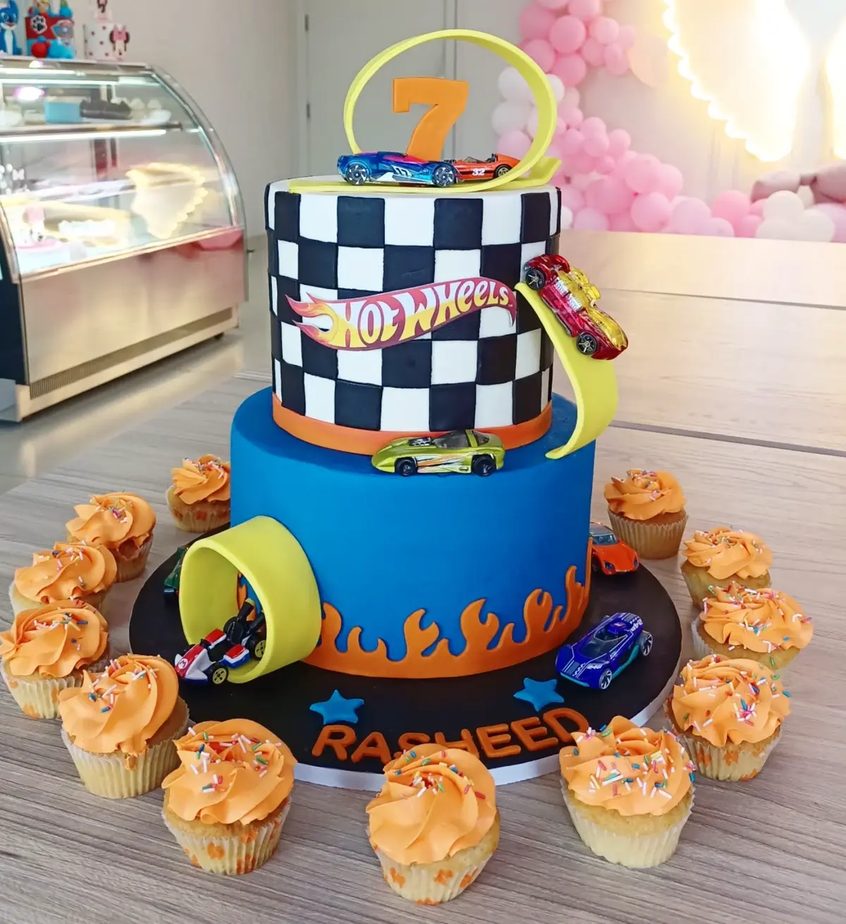 Hot Wheels Cake
