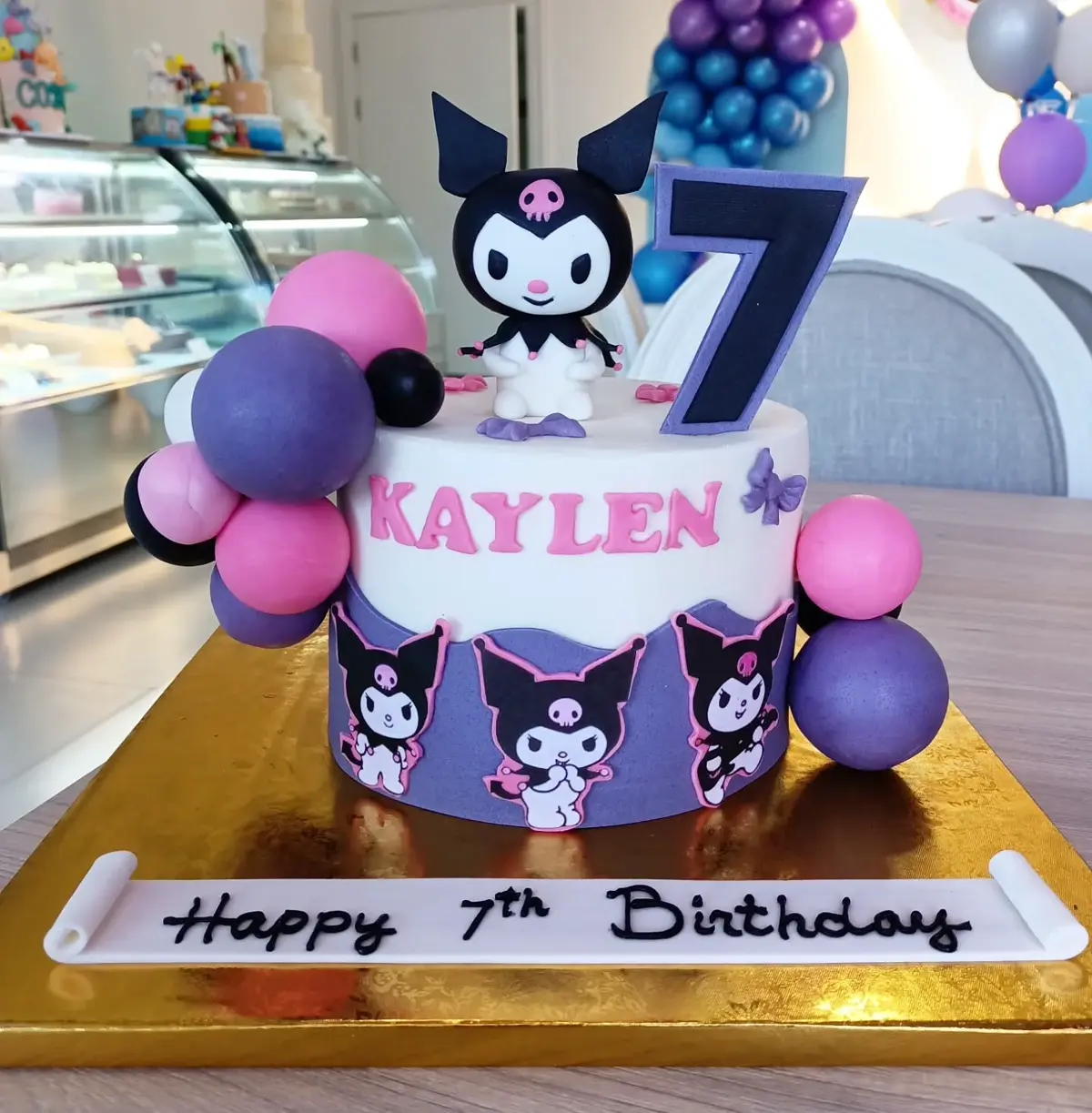 Kuromi Cake