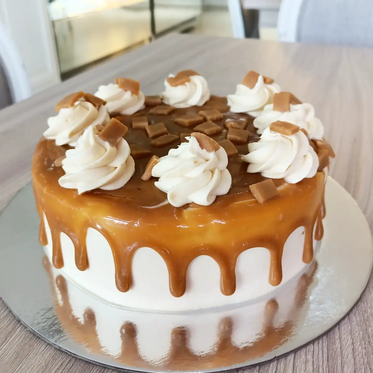 Lotus Cake