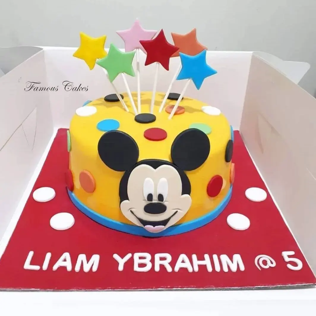 Mickey Mouse Cake