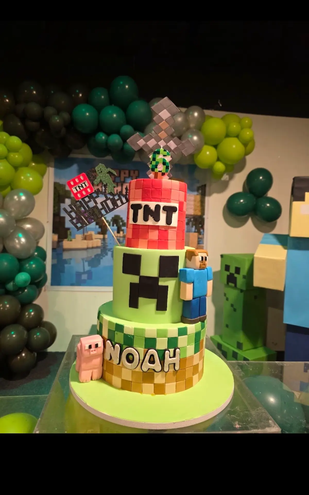 Minecraft Cake
