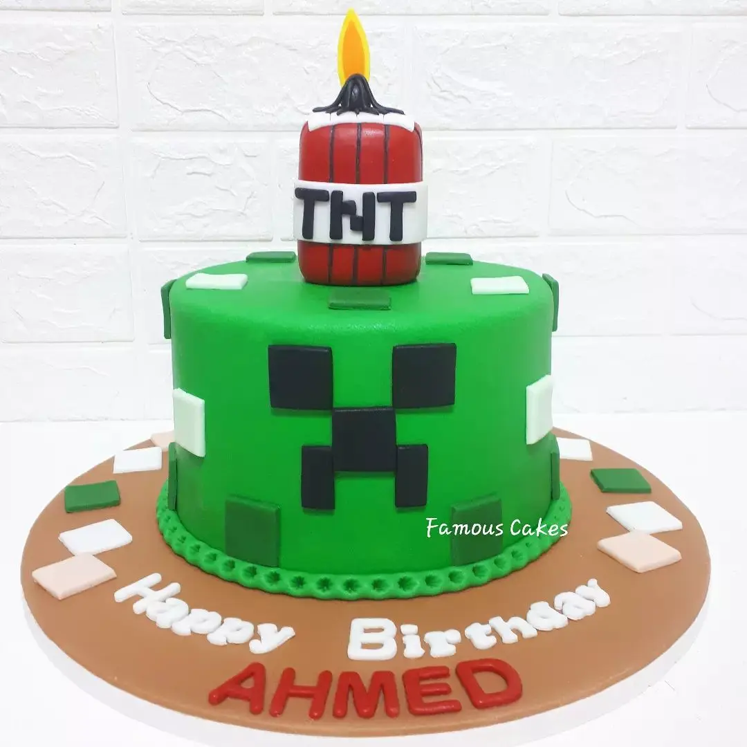 Minecraft Cake