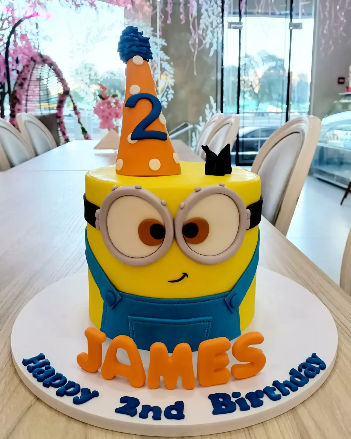 Minion Cake