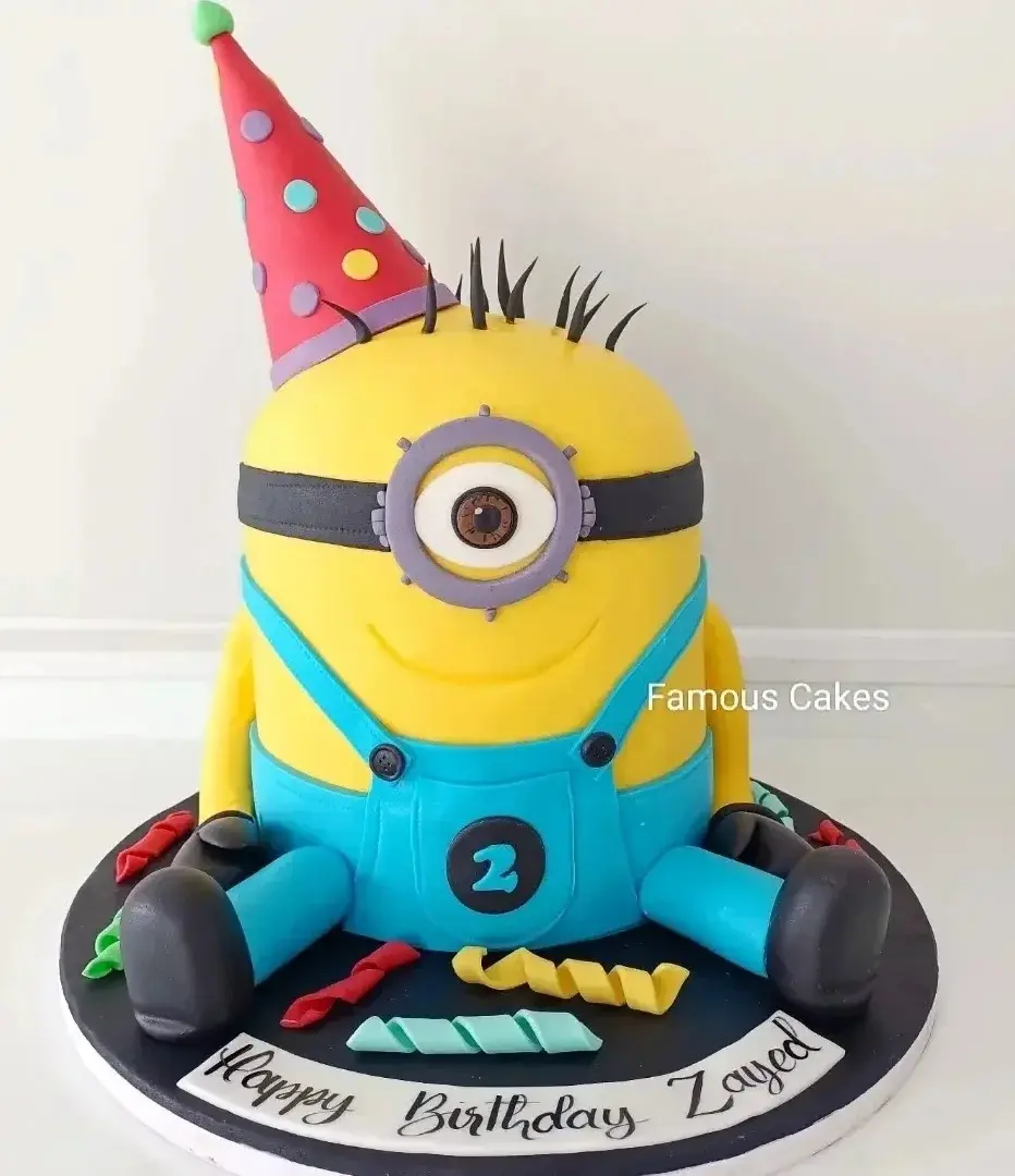 Minion Cake