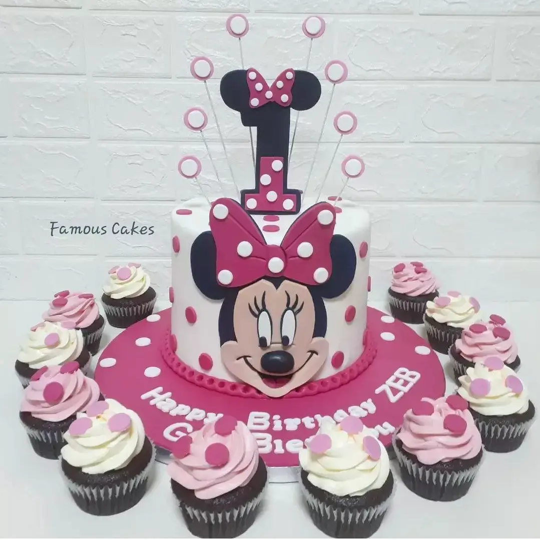 Minnie Mouse Cake