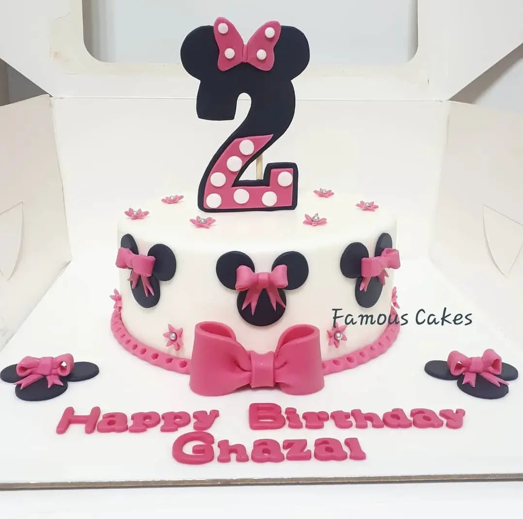 Minnie Mouse Cake