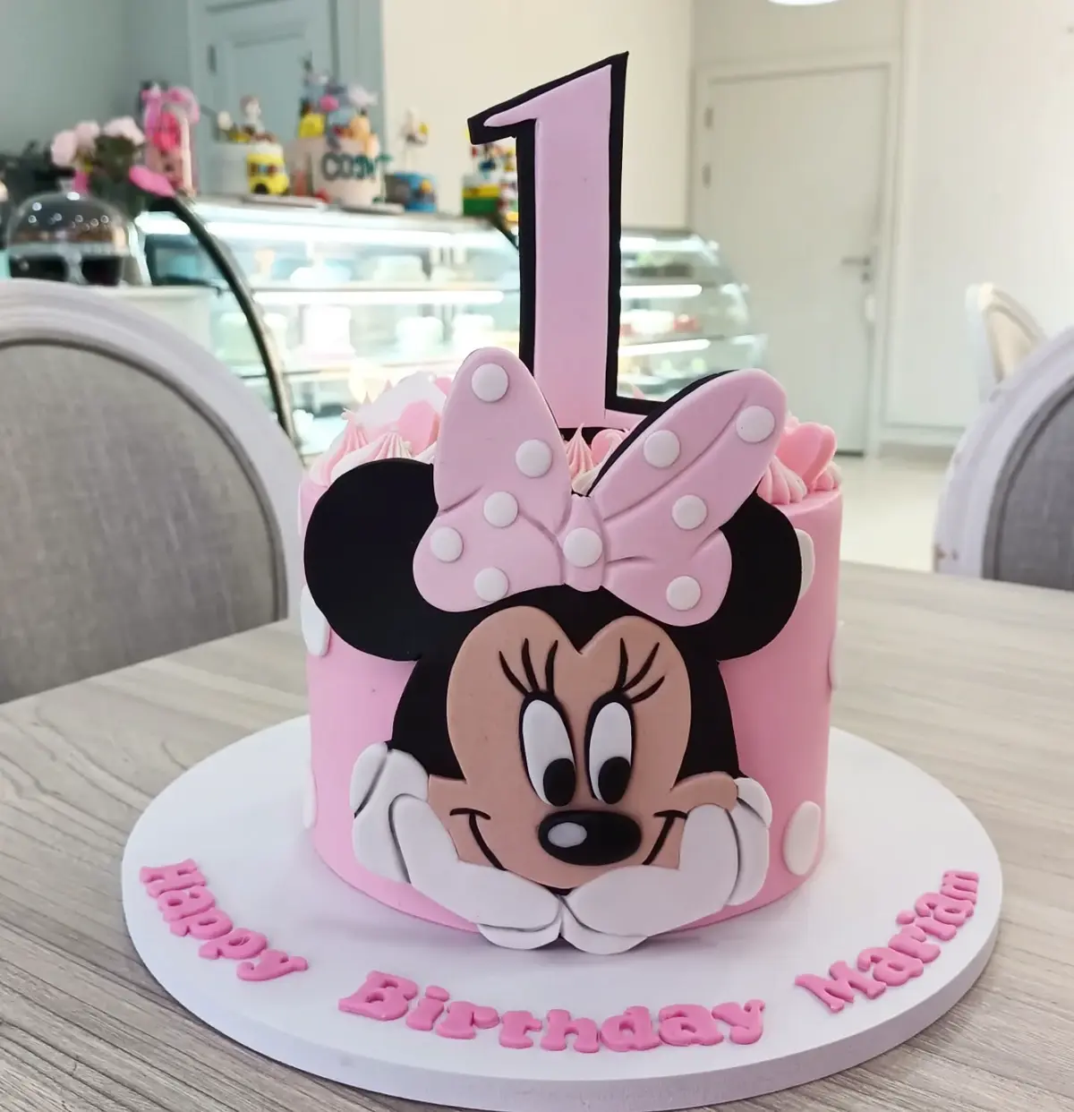 Minnie Mouse Cake