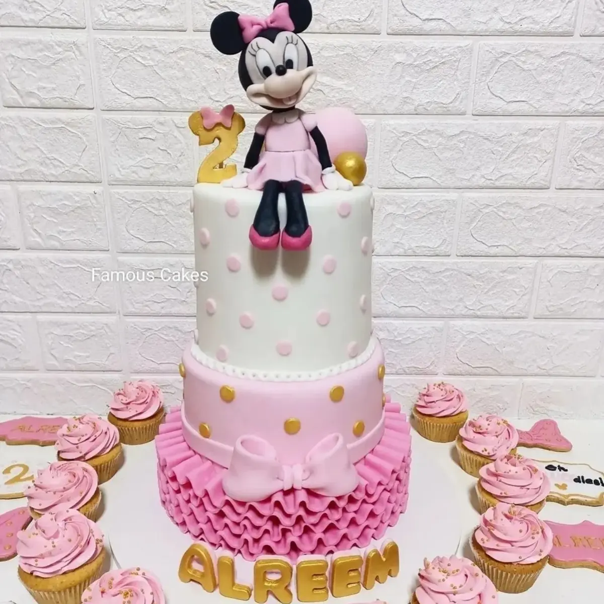 Minnie Mouse Cake