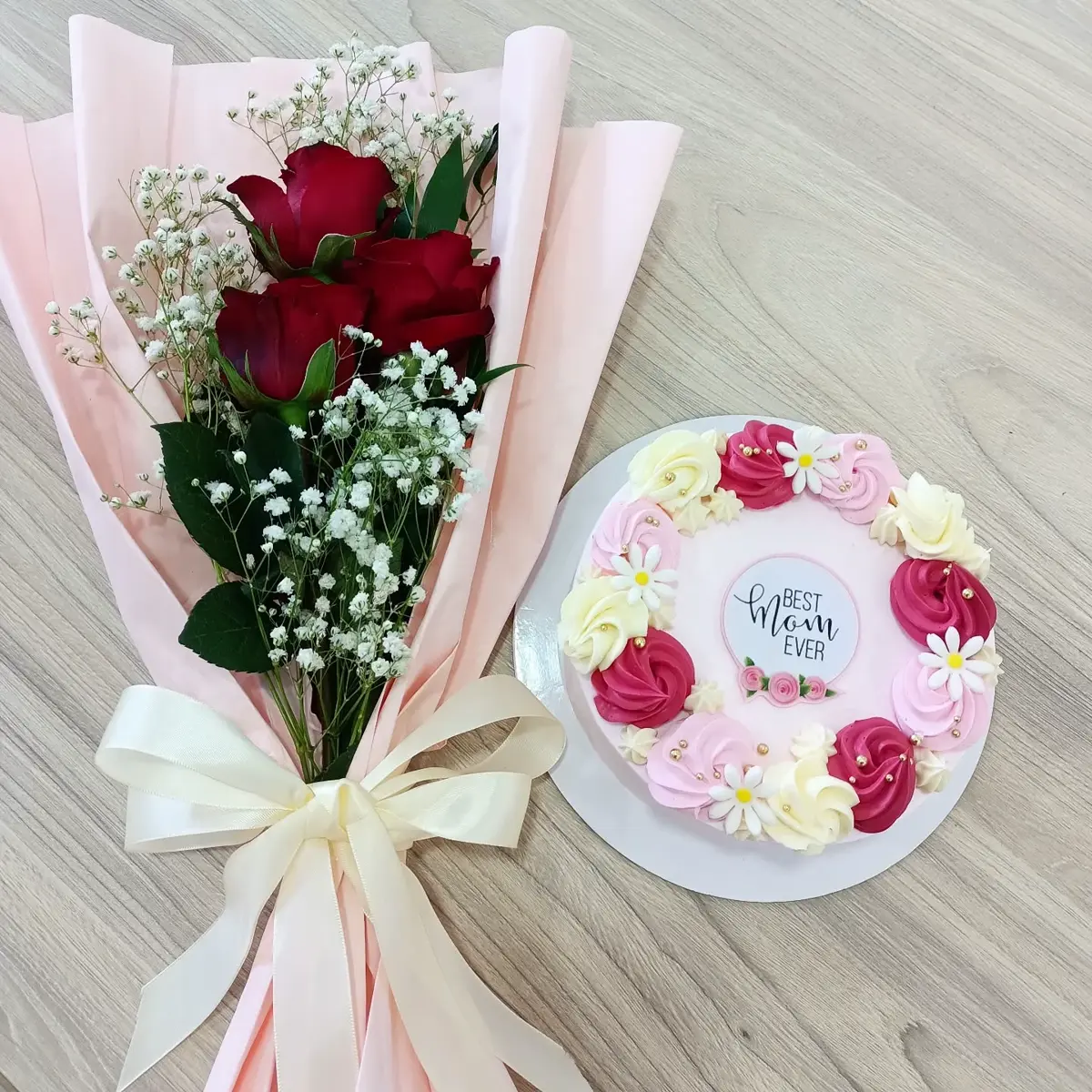 Mothers Day Cake