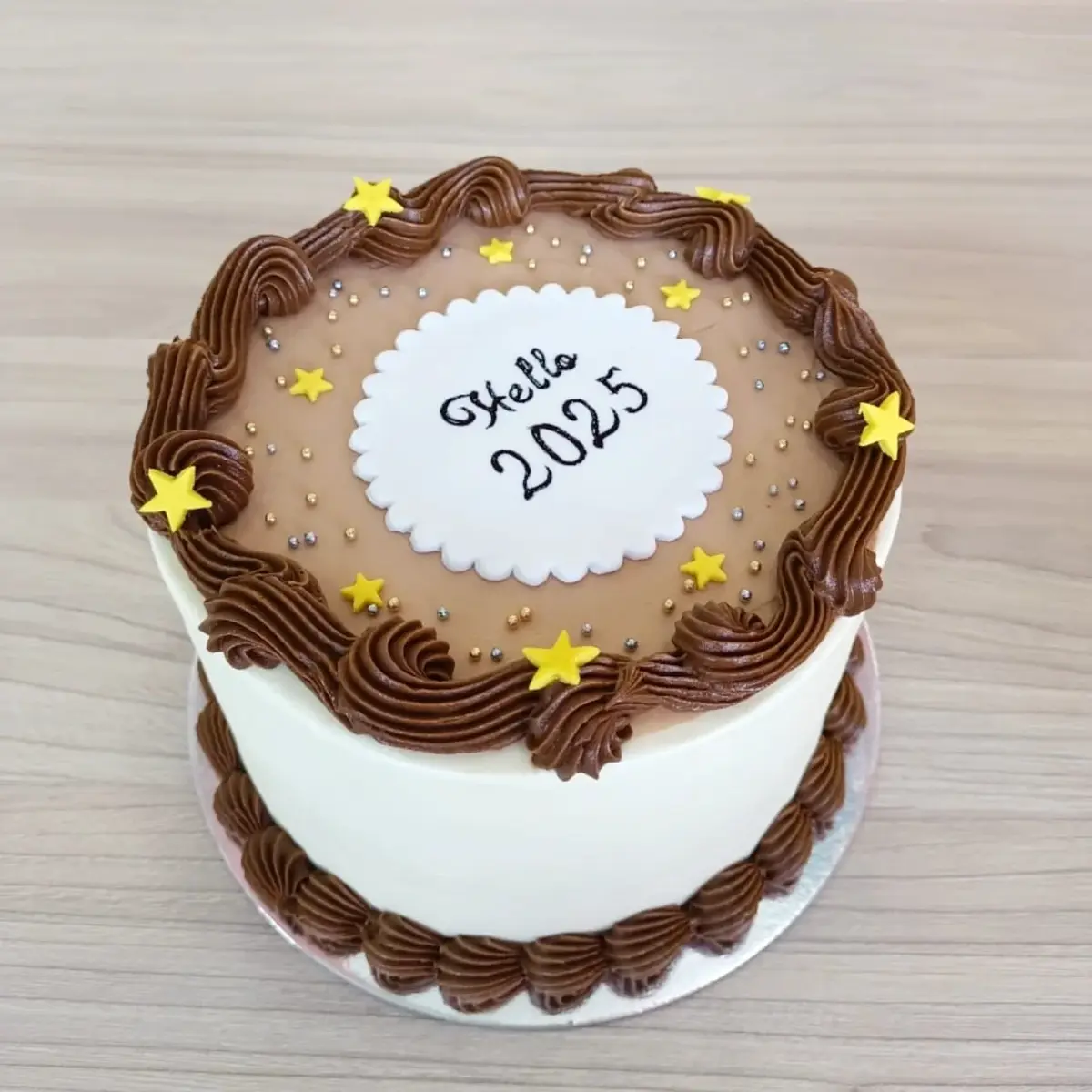 Newith Year Cake