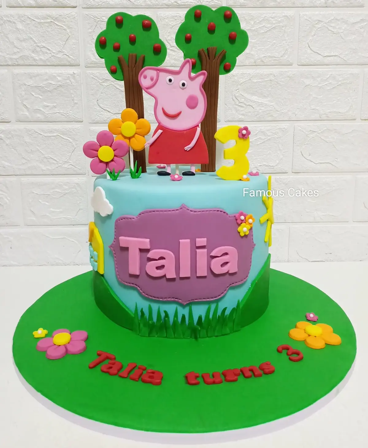 Peppa Pig Cake