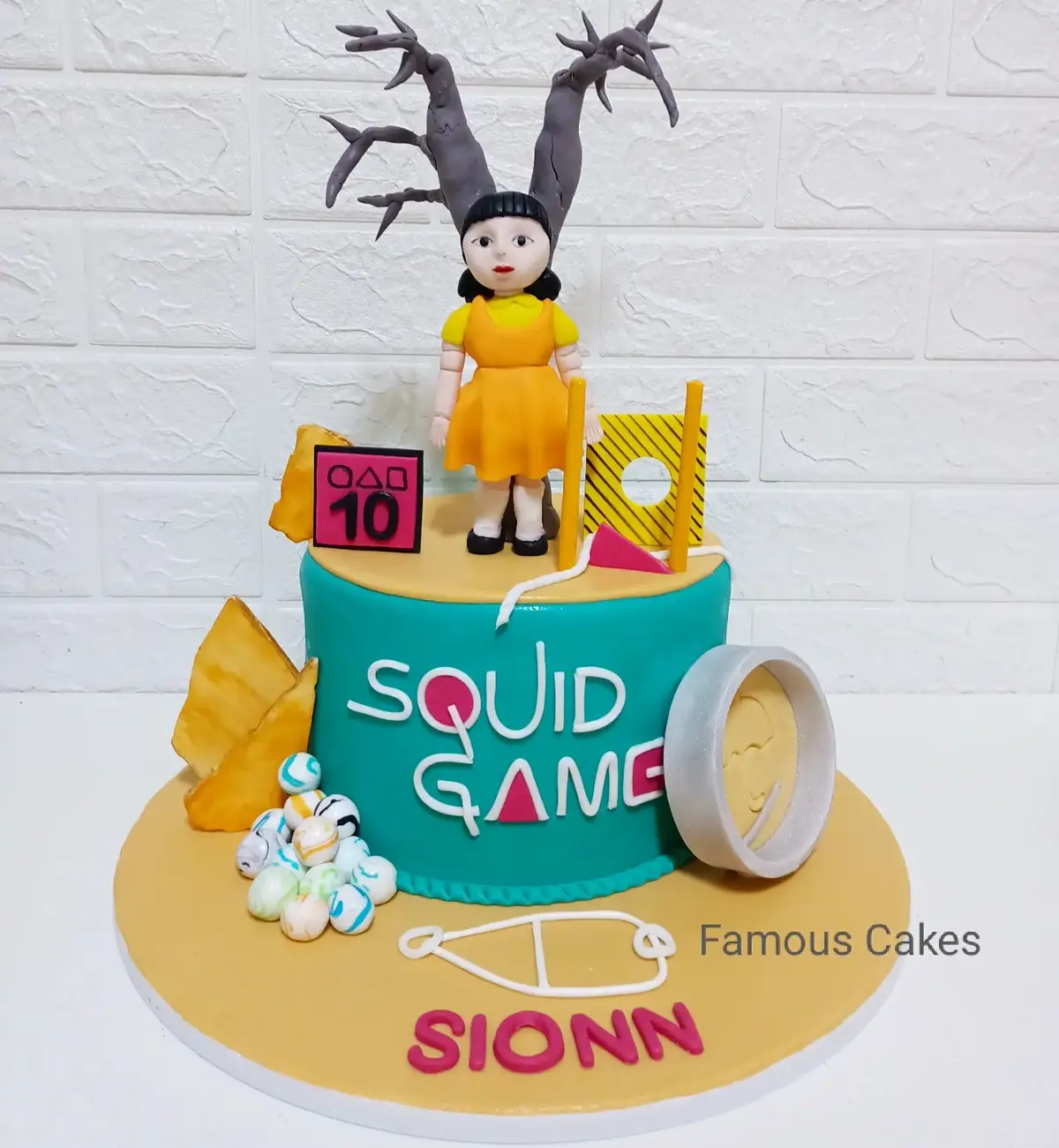 Squid Game Cake