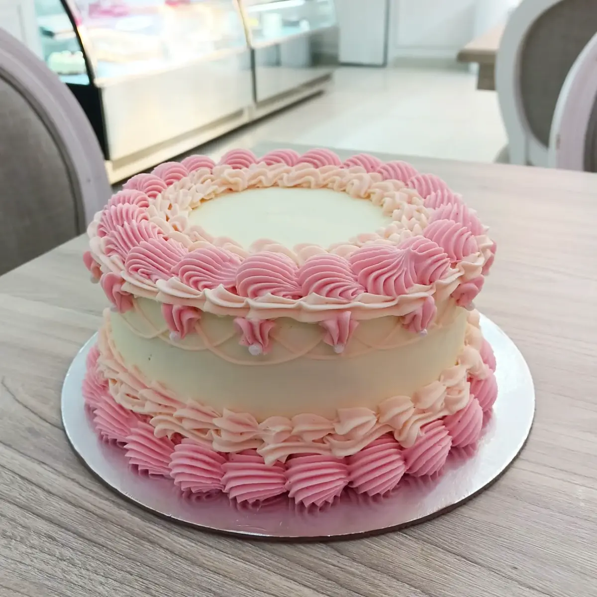 Vintage Cake